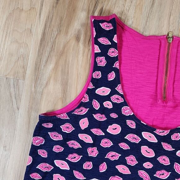 🔸️Lilly Pulitzer Blue & Pink Hart Lips Sleeveless Top Small - Picture 5 of 12